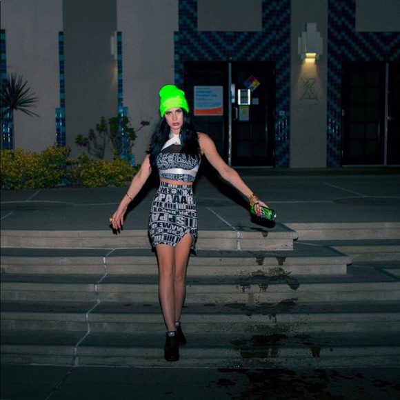 Louis Vuitton heels check other post - Picture 4 of 5